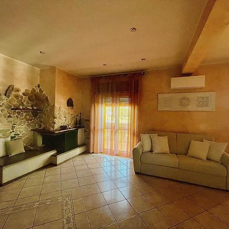 スペルロンガCasa Noemiアパートメント エクステリア 写真