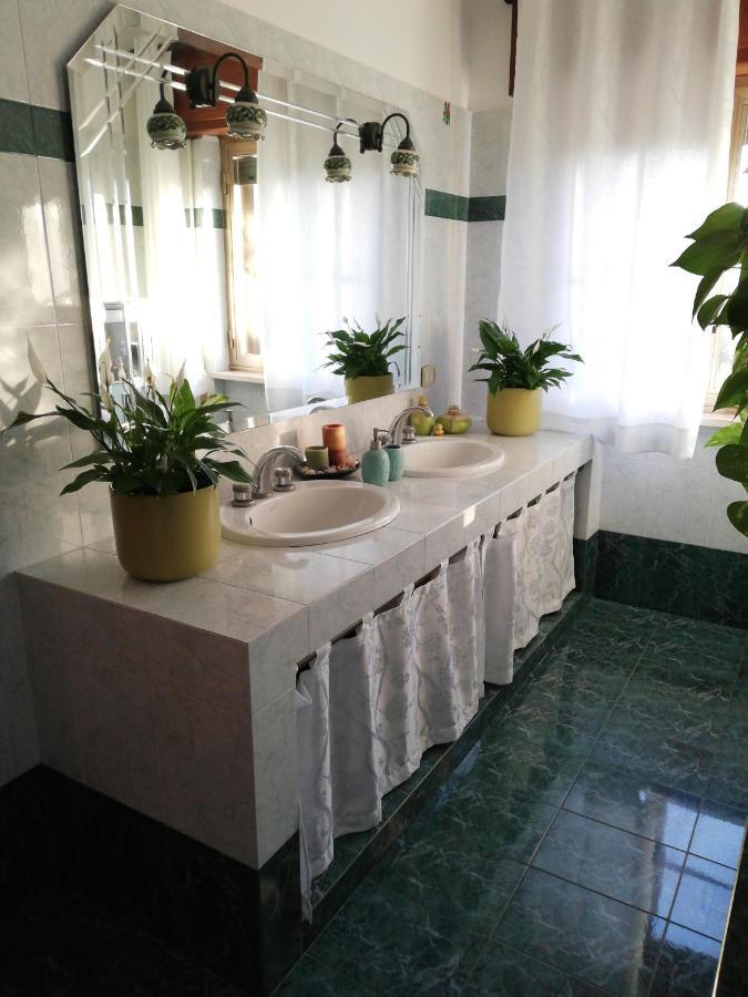 スペルロンガCasa Noemiアパートメント エクステリア 写真